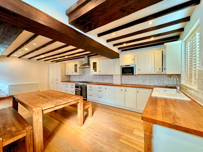 2 Bedroom Semi-Detached House To Rent In Shakespeare Road, London, NW7