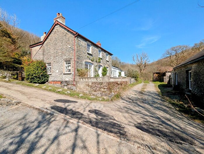 4 Bedroom Detached House For Sale In Gwernogle, Carmarthen, Carmarthenshire., SA32