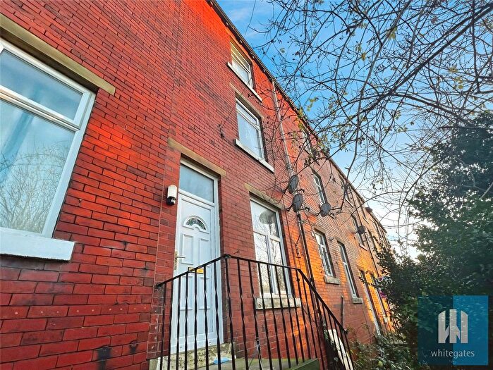 1 Bedroom Terraced House For Sale In Grimescar Avenue, Birkby, Huddersfield, HD2