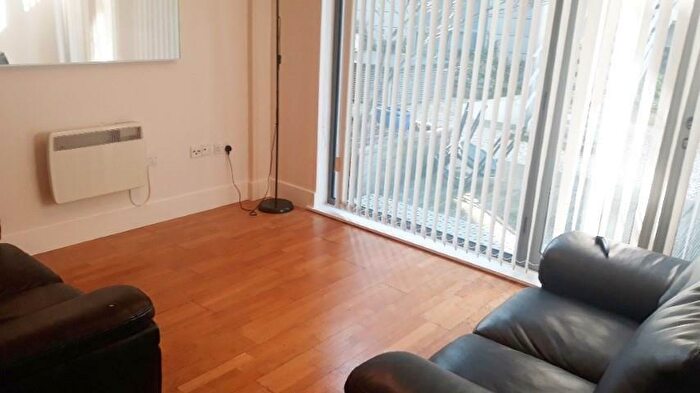 2 Bedroom Apartment To Rent In Henry Street, Liverpool, L1