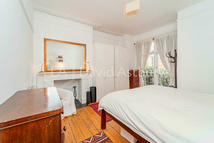 2 Bedroom Flat To Rent In Coolhurst Road, Crouch End, London, N8