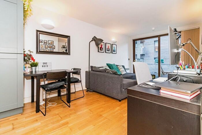 1 Bedroom Apartment For Sale In Isaac Way, Ancoats, Manchester, M4
