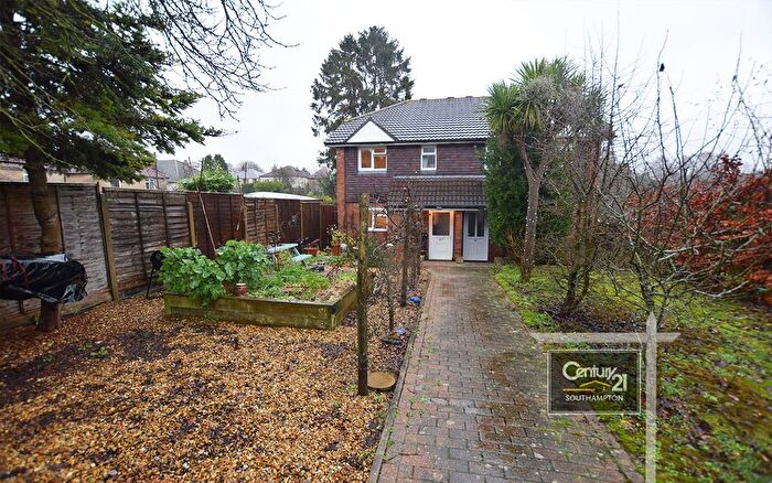 3 Bedroom Semi Detached House For Sale In |Ref: |, Roselands Gardens, Southampton, SO17
