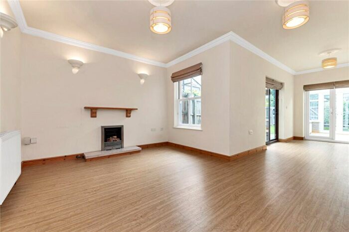 4 Bedroom Terraced House To Rent In Herbert Street, Cambridge, CB4