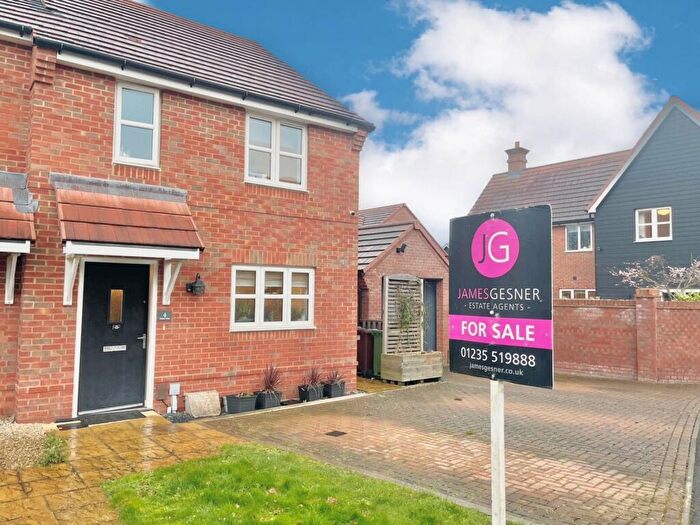 2 Bedroom Semi-Detached House For Sale In Walnut Place, Harwell, OX11