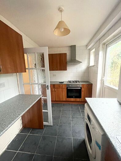 4 Bedroom Terraced House To Rent In Crescent Road, Dagenham, RM10