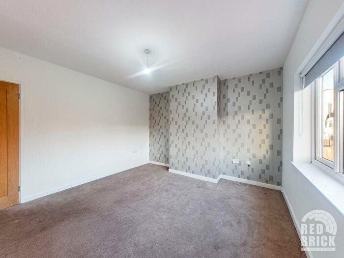 2 Bedroom Apartment To Rent In Albany Road, Coventry, CV5