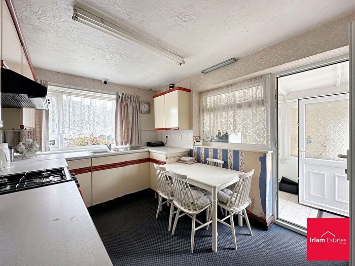 2 Bedroom Bungalow For Sale In Helston Close, Irlam, M44