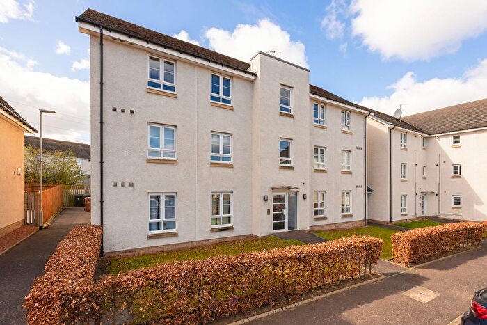 2 Bedroom Flat For Sale In / Durie Loan, Edinburgh, EH17