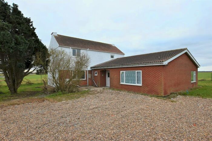 4 Bedroom Detached House To Rent In Mile Lane, Mablethorpe, LN12