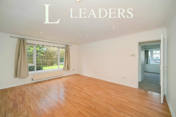 2 Bedroom Flat To Rent In Church Court, Nevill Avenue, Hove, BN3