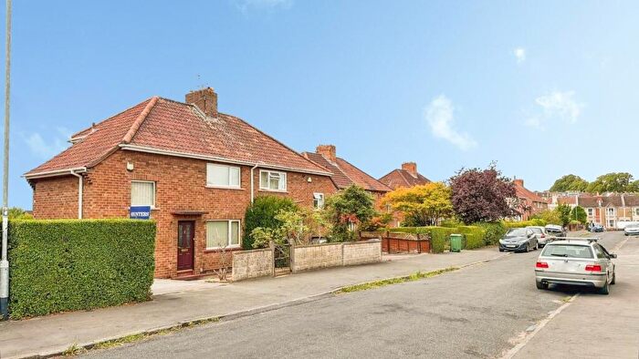 2 Bedroom Semi Detached House For Sale In Greendale Road, Bedminster, BS3