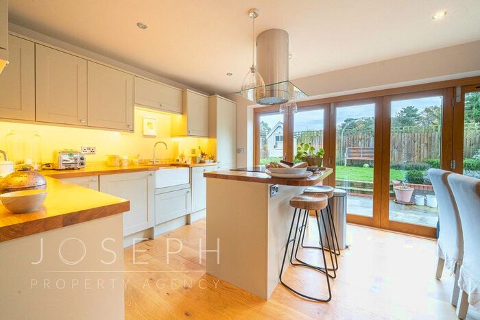 3 Bedroom Detached House For Sale In School Hill, Nacton, Ipswich IP10