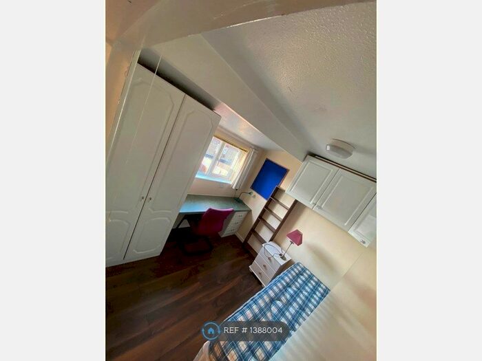 4 Bedroom Terraced House To Rent In Rooksbridge Walk, Bath, BA2