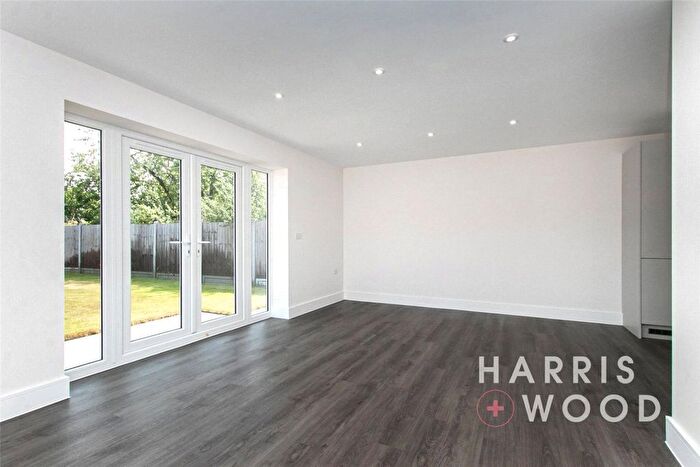 2 Bedroom Detached Bungalow For Sale In Weavers Close, Brightlingsea, Colchester, CO7