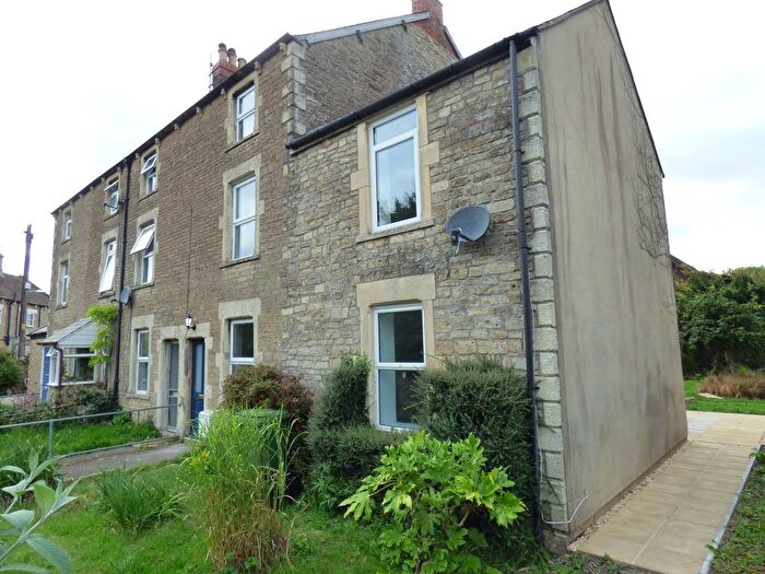 4 Bedroom Property To Rent In Lansdown Place, Frome, Somerset, BA11