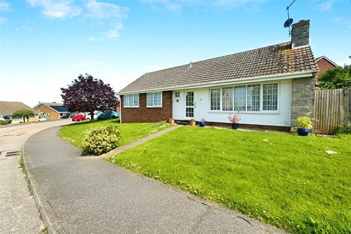 3 Bedroom Bungalow For Sale In Norview Road, Whitstable, Kent, CT5