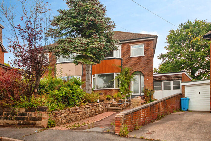 3 Bedroom Semi-Detached House For Sale In Ben Close, Sheffield, S6