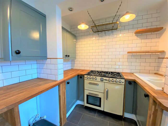1 Bedroom Flat To Rent In Chowns Hill, Hastings, East Sussex, TN35