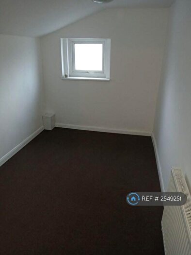 2 Bedroom Terraced House To Rent In Melbourne Road, Chatham, ME4