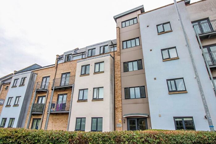 2 Bedroom Flat To Rent In Buttercup Road, Cambridge, CB4