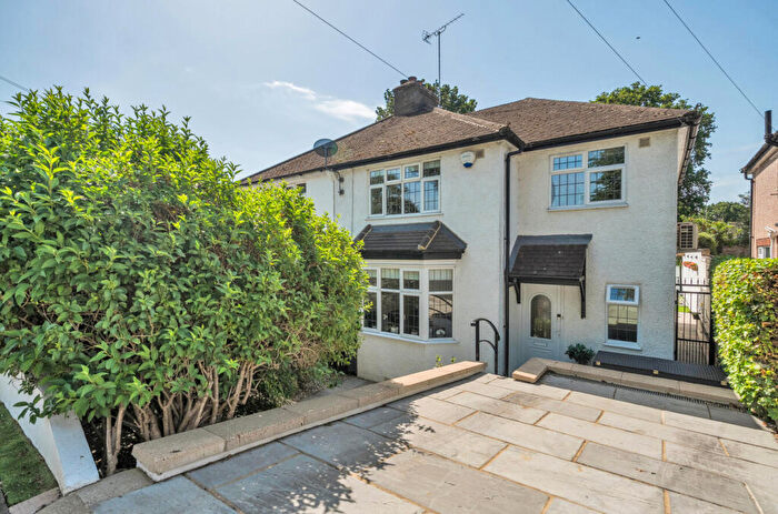 3 Bedroom Semi-Detached House For Sale In Poverest Road, Orpington, BR5