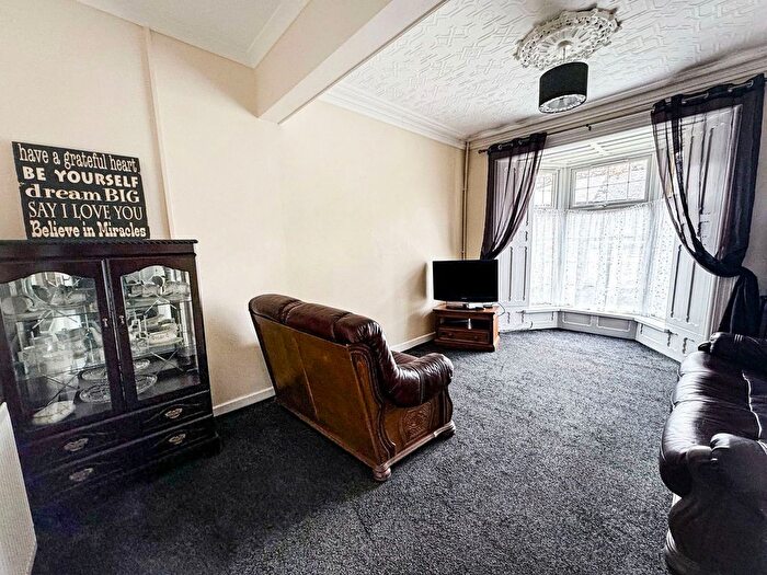 3 Bedroom Terraced House For Sale In Llewellyn Street, Pentre, CF41
