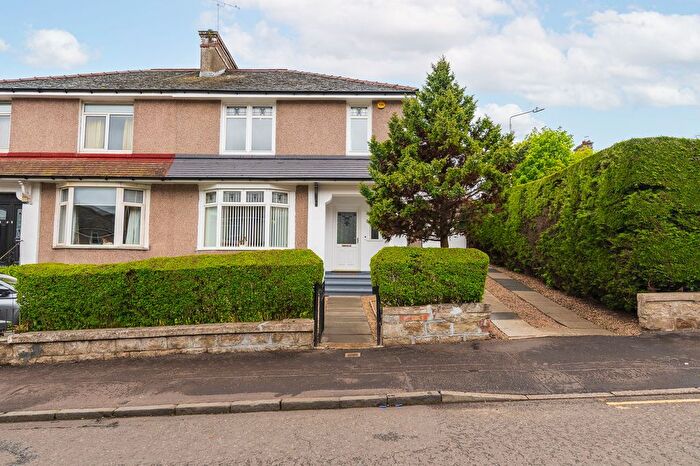 3 Bedroom Semi-Detached House For Sale In Mount Annan Drive, Glasgow, G44