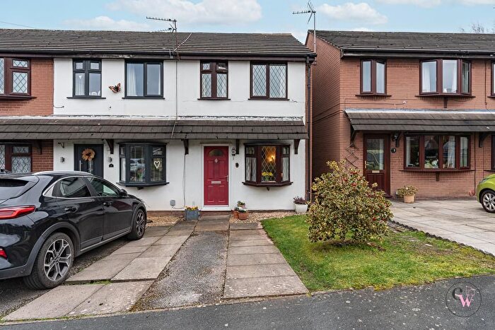 2 Bedroom Property For Sale In Holly Walk, Northwich, CW8