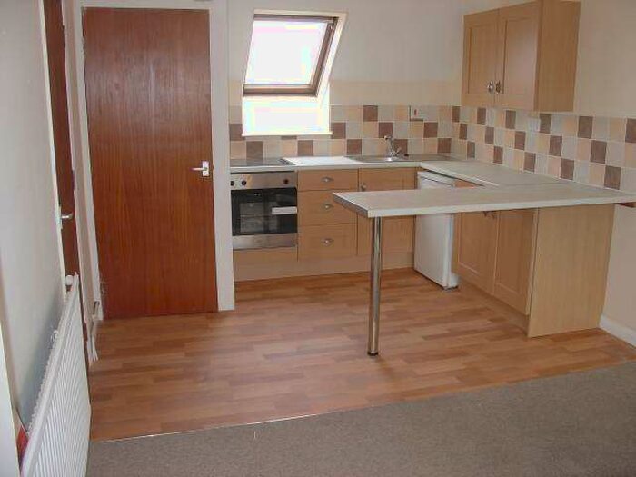1 Bedroom Flat To Rent In Spring Gardens, Carmarthen, Carmarthenshire, SA31
