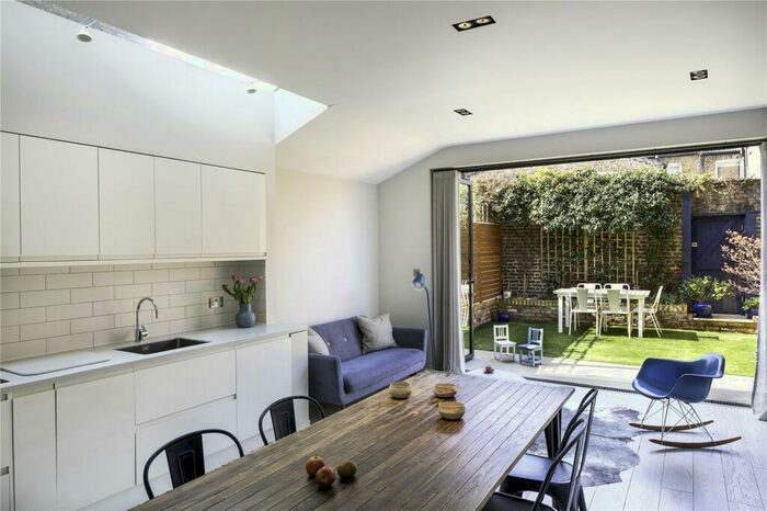 2 Bedroom Terraced House To Rent In Altenburg Gardens, SW11