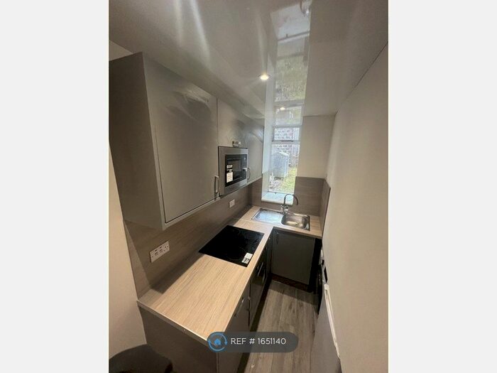 2 Bedroom Flat To Rent In King Street, Aberdeen, AB24