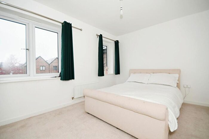 3 Bedroom Semi-Detached House For Sale In Woodyard Avenue, Tapton, Chesterfield, S41