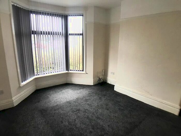 1 Bedroom Flat To Rent In Whalley New Rd, Blackburn, BB1
