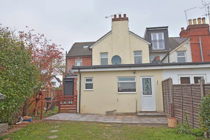 3 Bedroom Maisonette To Rent In Belmont Road, Maidenhead SL6