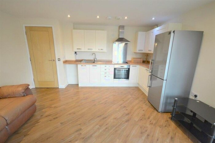 2 Bedroom Flat To Rent In Braunstone Gate, Leicester LE3