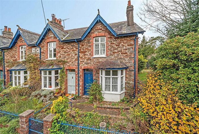 2 Bedroom End Of Terrace House For Sale In Harberton, Totnes, TQ9