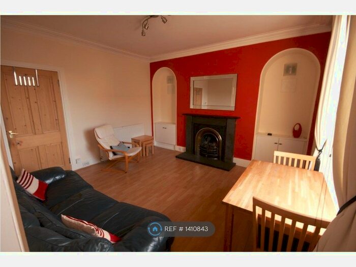 1 Bedroom Flat To Rent In Claremont Street, Aberdeen, AB10
