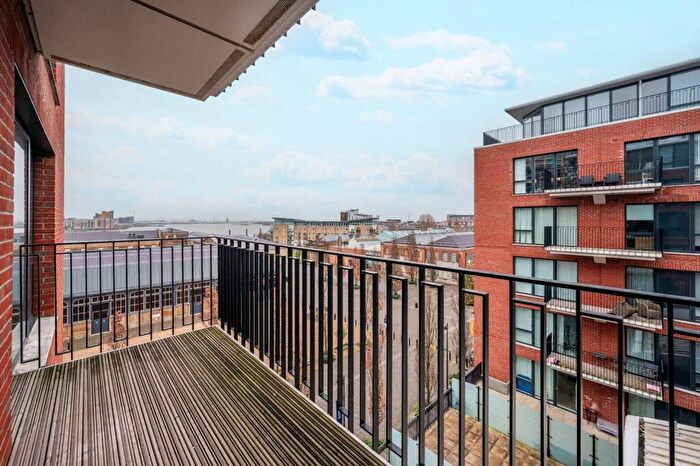 2 Bedroom Flat For Sale In Tyger House, Woolwich Riverside, London, SE18