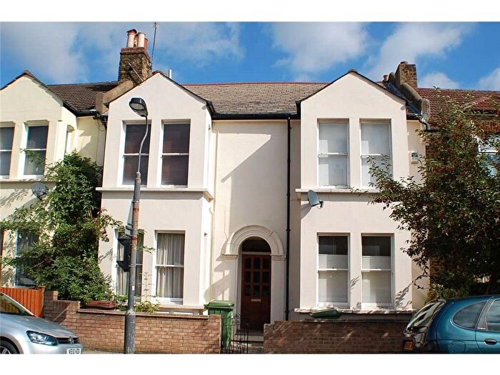 1 Bedroom Flat To Rent In Goodrich Road, London, SE22