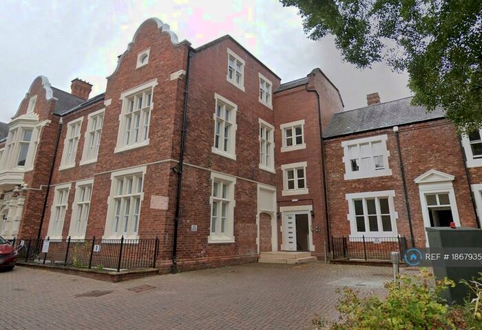 2 Bedroom Flat To Rent In Court Lane, Durham, DH1