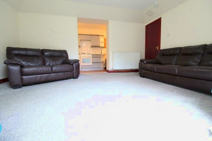1 Bedroom Flat To Rent In Bon Accord Street, Basement Flat, AB11