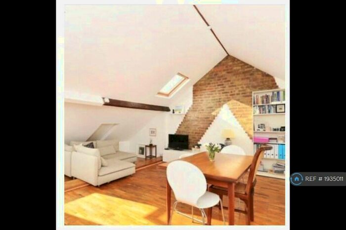 1 Bedroom Maisonette To Rent In C, London, E5