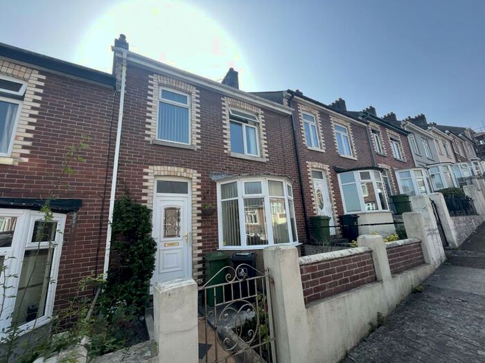 3 Bedroom House To Rent In Clinton Avenue, Plymouth, PL4