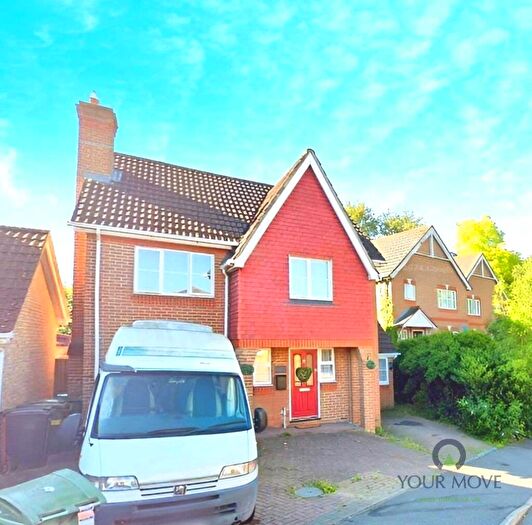 4 Bedroom Detached House To Rent In Beech Hurst Close, Maidstone, Kent, ME15
