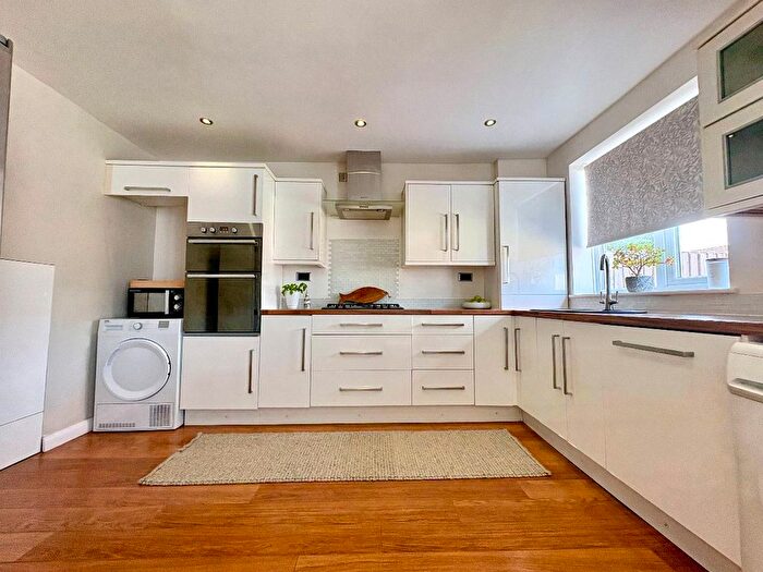 4 Bedroom Semi-Detached House For Sale In Windermere Avenue, Little Lever, Bolton, BL3