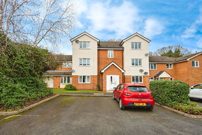 1 Bedroom Flat For Sale In Wain Green, Long Meadow, Worcester, WR4