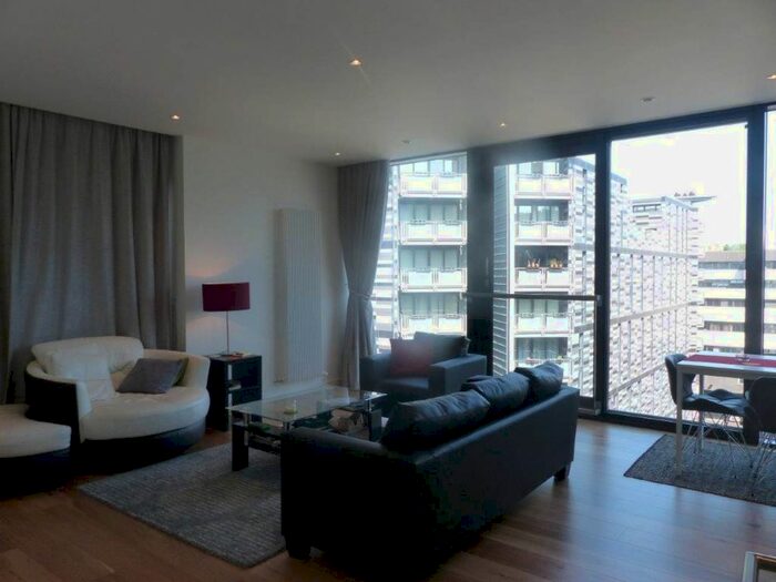 1 Bedroom Flat To Rent In Simpson Loan, Quartermile, Edinburgh, EH3