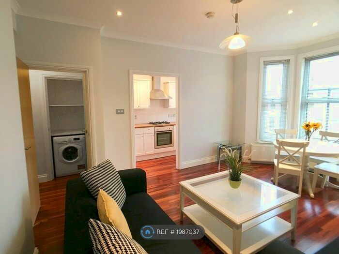 1 Bedroom Flat To Rent In Shepherds Bush Road, London, W6