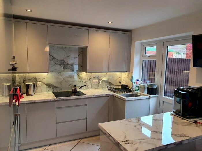 3 Bedroom Terraced House To Rent In Clover Leas, Epping, United Kingdom CM16